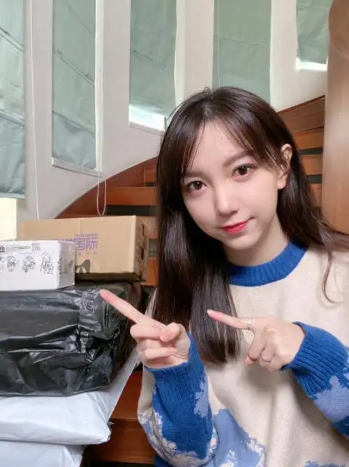 北大美女博士梅桢学历被扒!高考仅400多分,被指因外籍身份获利