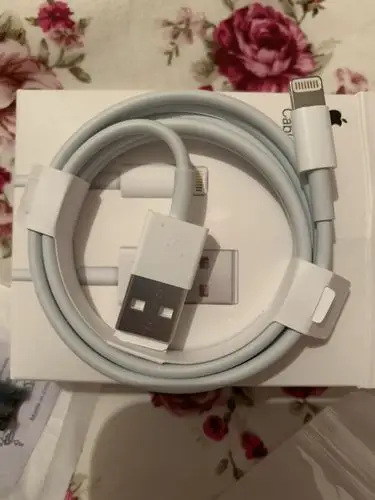 苹果手机充电线正品