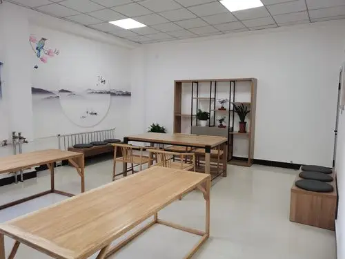 富林路社区"功能室"为居民提供开放式服务