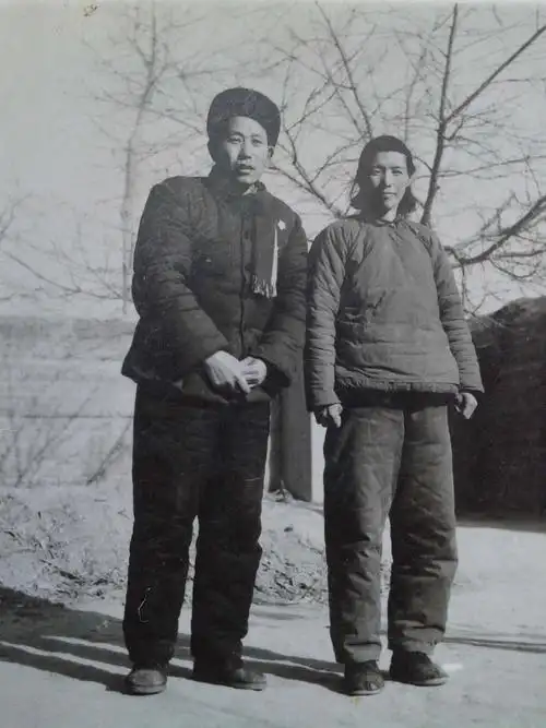 《我家老照片》一一兰台一兵