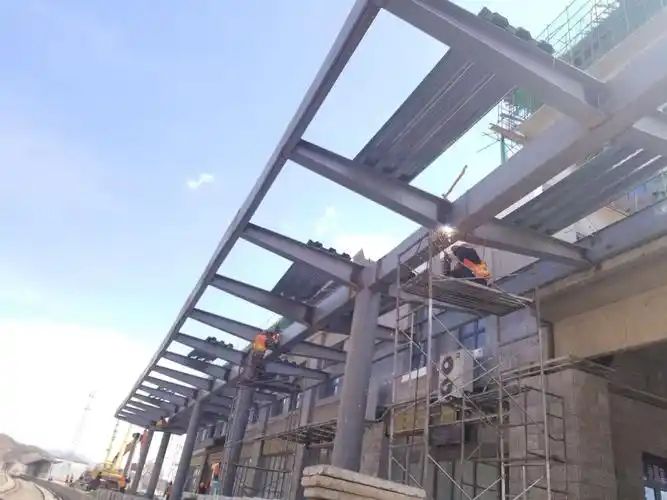 雨棚钢结构焊接施工