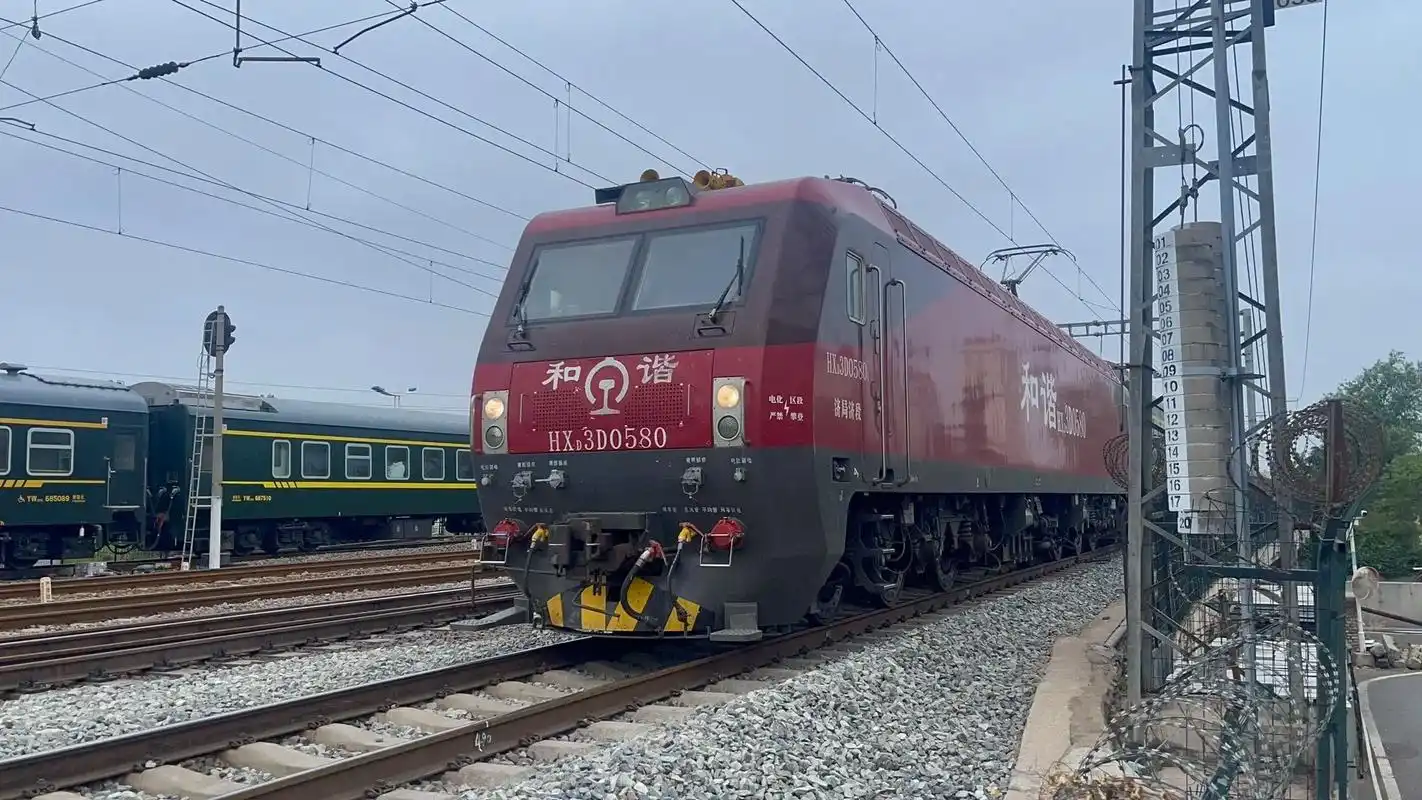 好久没看z159/160了特意起大早上来拍这趟车