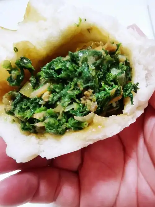 荠菜包子