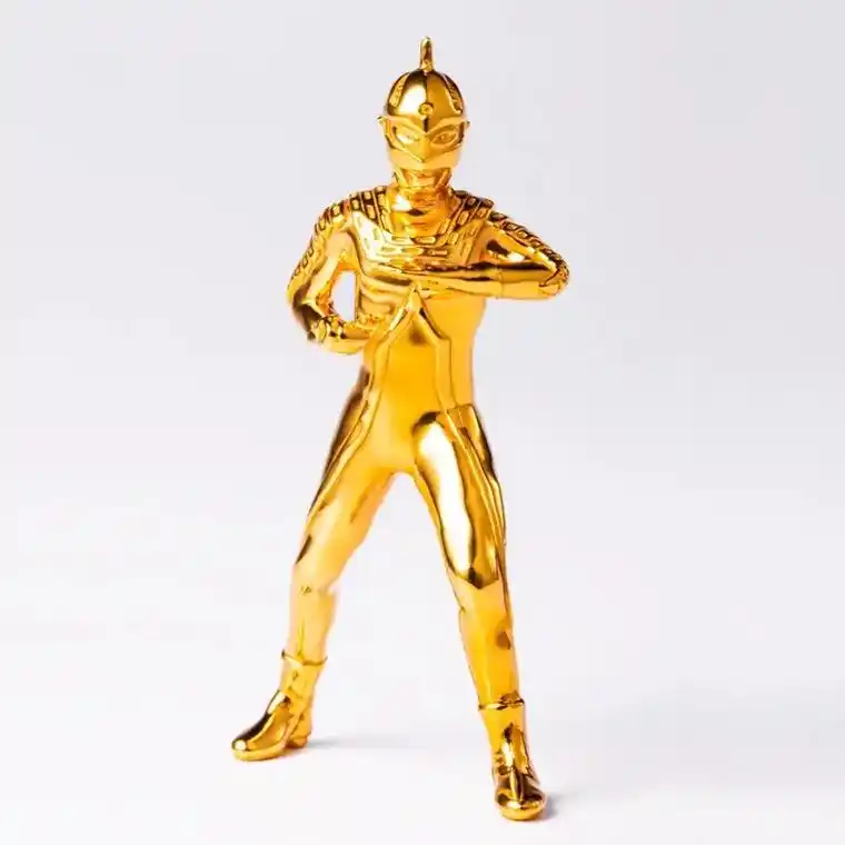 奥特赛文55周年纪念纯金赛文奥特曼立像, - 抖音