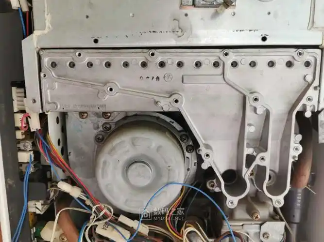 能率煤气热水器拆机为何会出90度不出热水