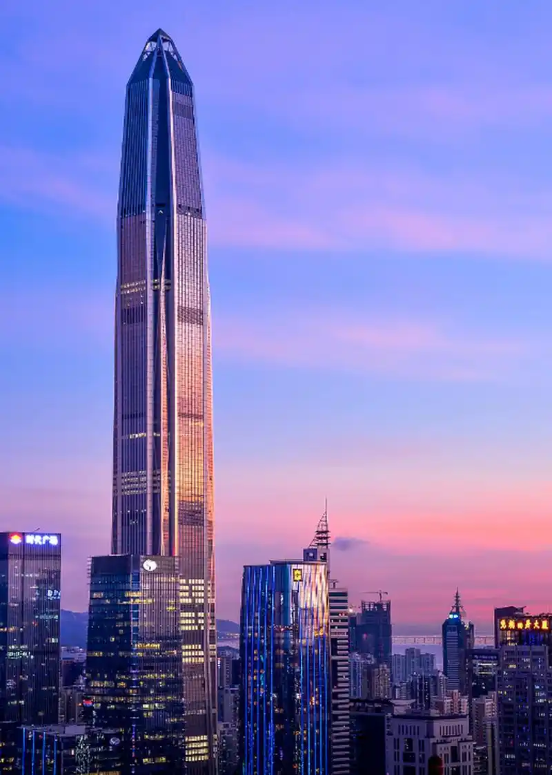 2,广州塔:600米. 3,天津高银117大厦:597米.