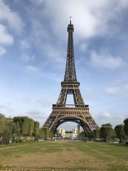 2019夏欧洲游(九)法国巴黎-埃菲尔铁塔铁塔-罗浮宫-后记退税