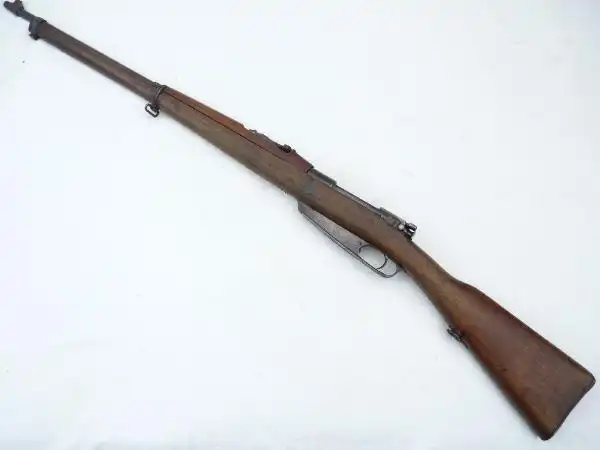 【图10:汉阳造八八式步枪】我们讲了那么多步枪,基本上把二战的主要