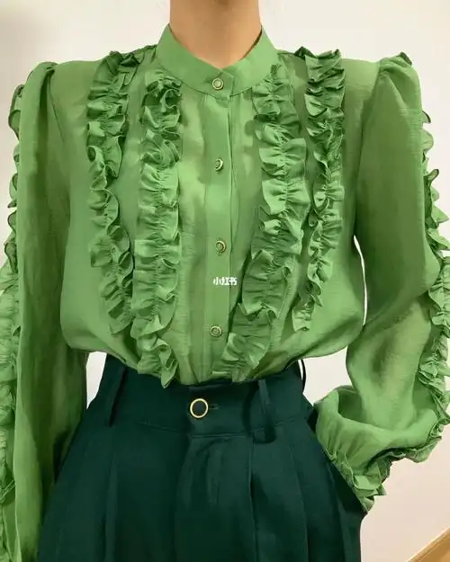 早春绿色衬衫墨绿阔腿裤