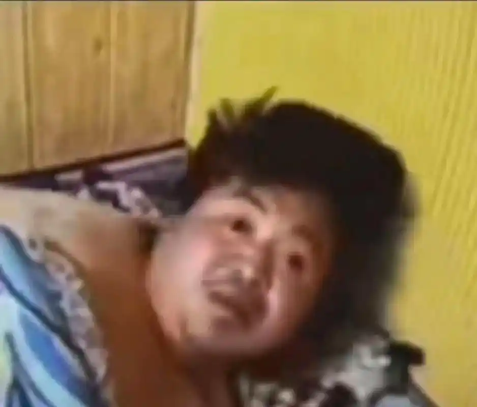 气得我肚子疼表丽丽 - 抖音