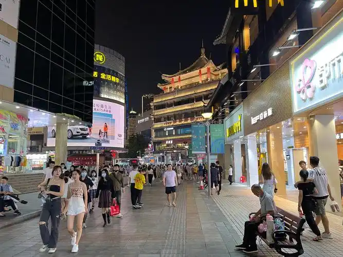 深圳东门步行街