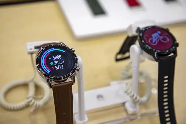 华为watch buds评测,二合一智能手表,1 1能否大于二?