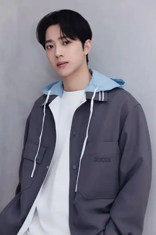 汪小菲再婚?迪丽热巴丢东西?赖冠霖曝选秀赚钱?姨太问答