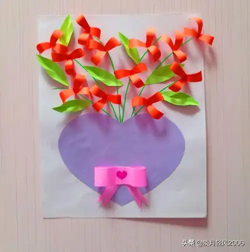 幼儿园的贺卡怎么做幼儿园手工自己动手用卡纸做清新小花爱心贺卡可以