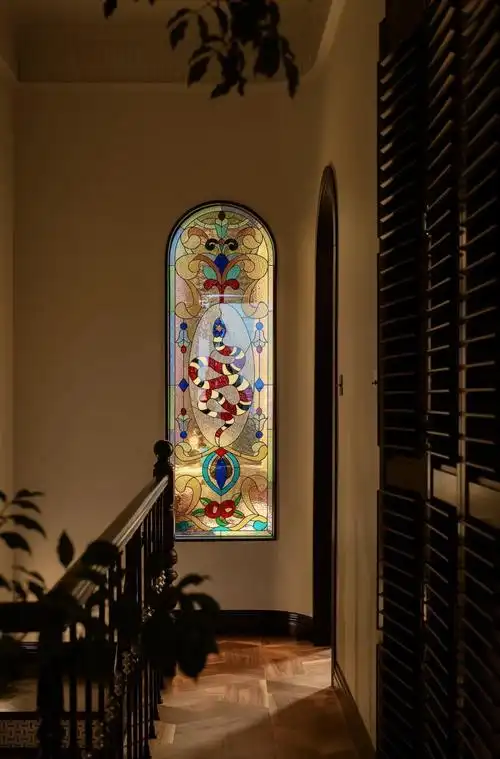 珐琅彩艺术玻璃装饰