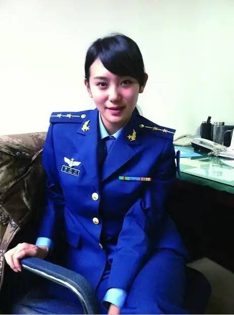 魅力女兵 - 枫叶飘飘 - 欢迎诸位朋友缘分相聚品味人生的点点滴.