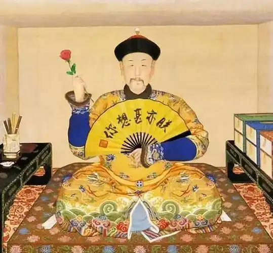 故宫不仅从帝王走向了民间,还用"让文物活起来""皇帝表情包"等贴切的