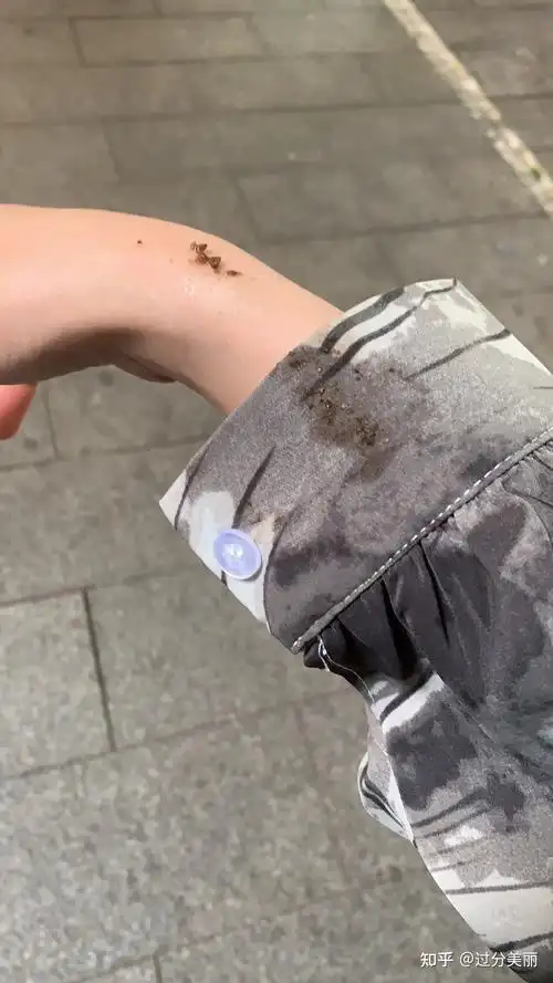 请问大家有没有鸟屎掉身上的经历,真的会倒霉吗?先谢过大家.