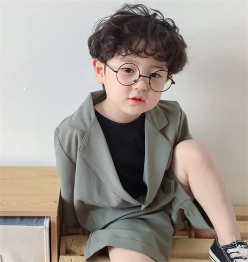 酷帅小潮童发型 人气小男孩短发_儿童发型 - 美发站