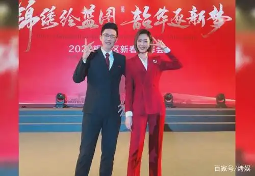 王嘉宁不仅参加了苏州市春节团拜会的主持,还参与了苏州品牌影响力