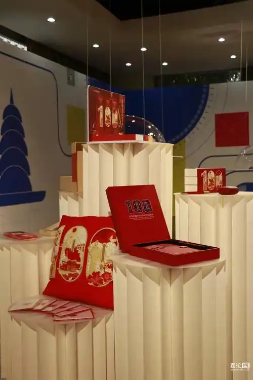 嘉兴南湖红色文创品