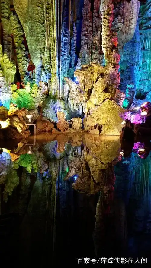 银子岩景区,千姿百态的钟乳石,惟妙惟肖的石笋群,不仅是大自然恒久的