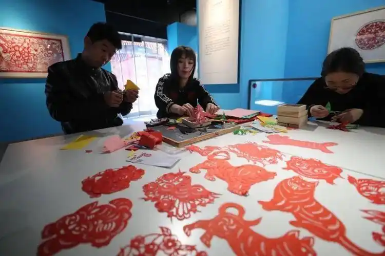 非遗扶贫静乐亮剪吧中国剪纸之乡