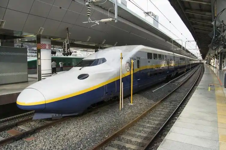 上越新干线e4系列maxtanigawa免费图片