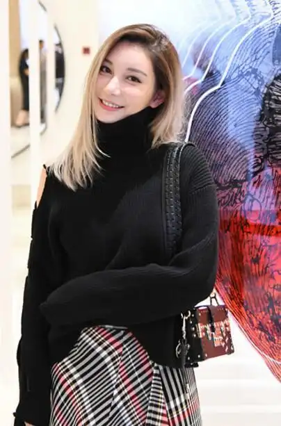 李雨桐实锤薛之谦,原来真相竟然是这个!太low了!