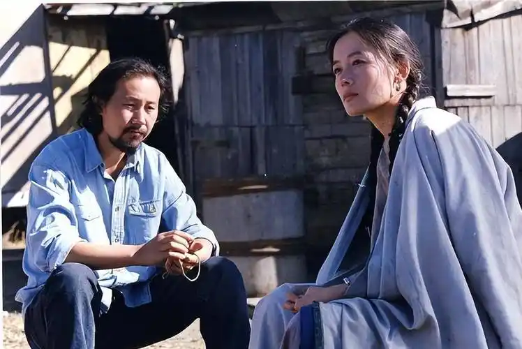 原创腾格尔沉迷饮酒丧尽家财中年丧女最落魄时手里仅剩20万