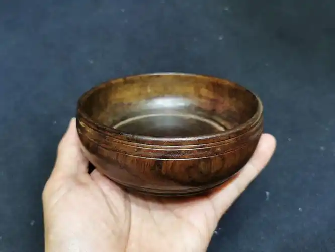 纵横交错排列老笔洗的黄花梨有布格纹底