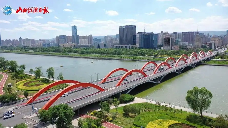 山西太原:桥见汾河