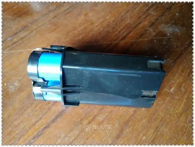 拆个锂电钻电池