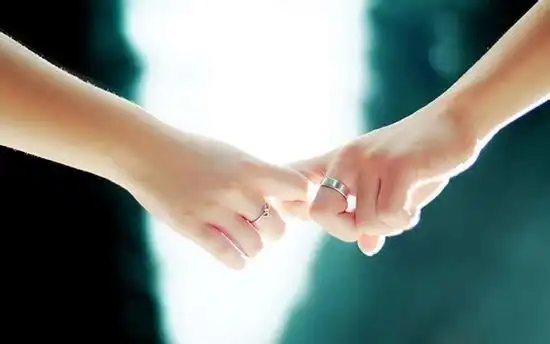 世纪佳缘红娘一对一助"凤凰男"甜蜜牵手"孔雀女"