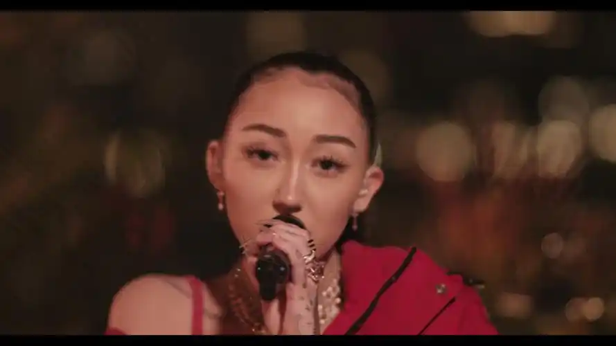 julylivefromthefreehandhotelnoahcyrus