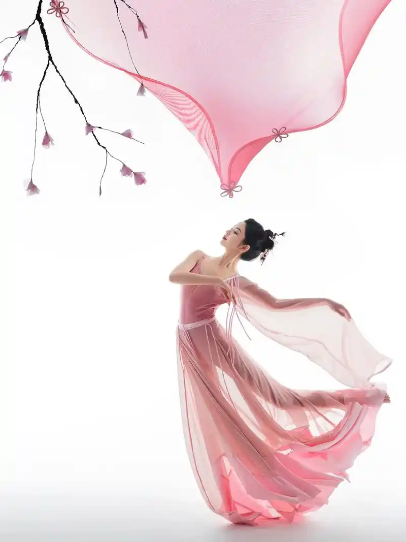 舞蹈写真客片94.自带仙气的小姐姐你见 - 抖音