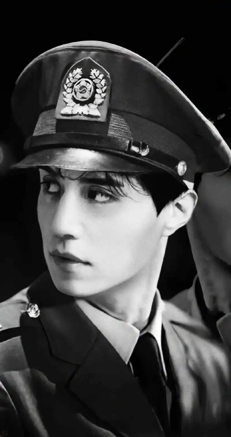 100#安利 #李栋旭#壁纸  - 抖音