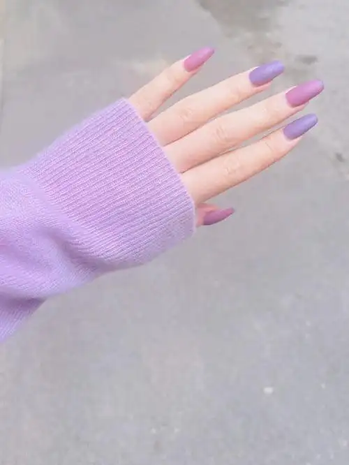 大爱这款磨砂紫美甲温温柔柔绝绝子