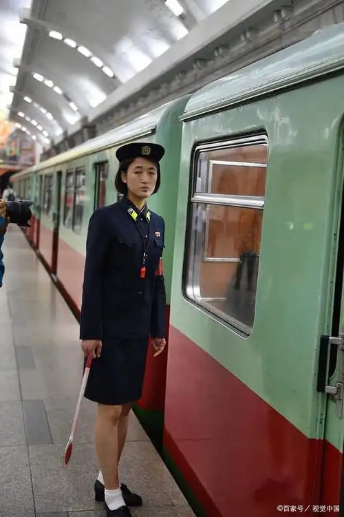 从朝鲜女交警的大帽子,看朝鲜人"无处不设计"的"生活之美"