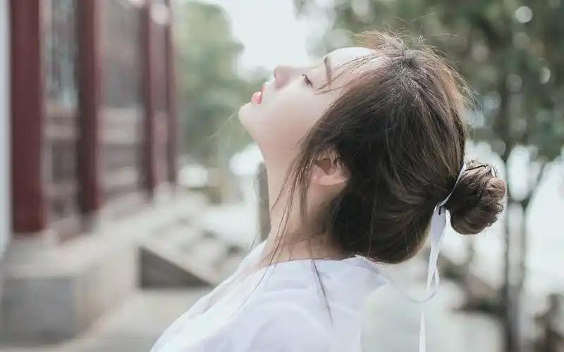 唯美养眼汉服美女写真桌面壁纸下载