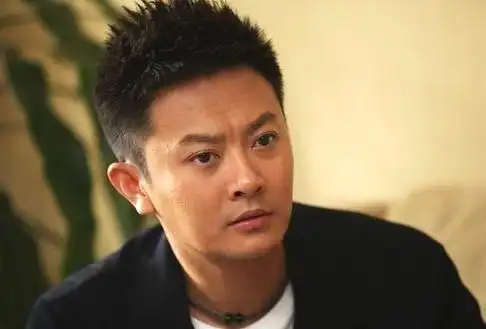 网上说的找人代孕真的假的【电/徽v信:131★2218