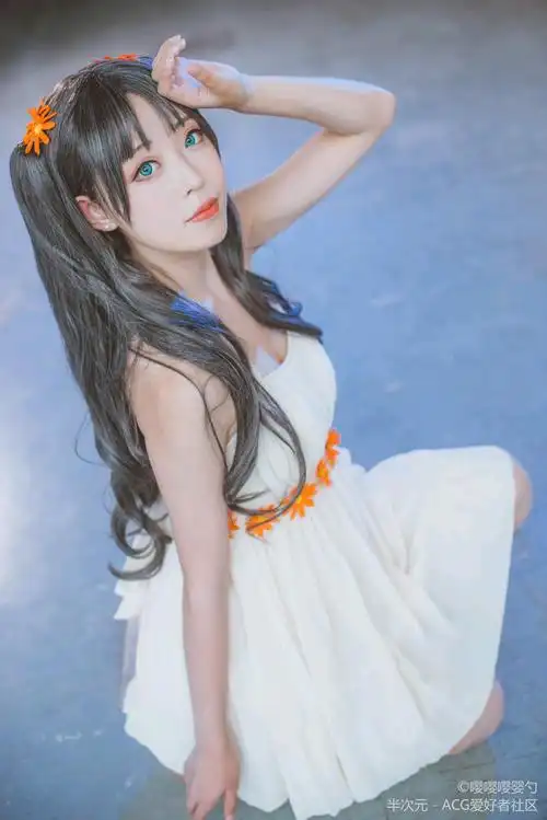 小姐姐又又又cos穹妹拉