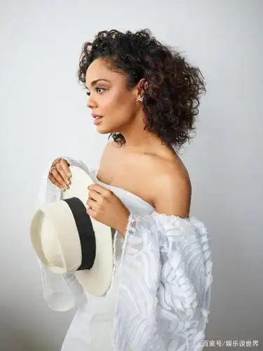 好莱坞"女武神"泰莎·汤普森