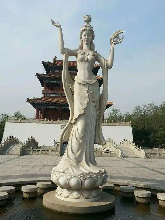 千姿百态的女娲娘娘像