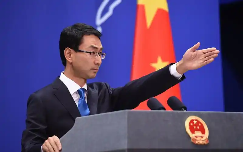 且看最帅外交天团,舌战群儒!