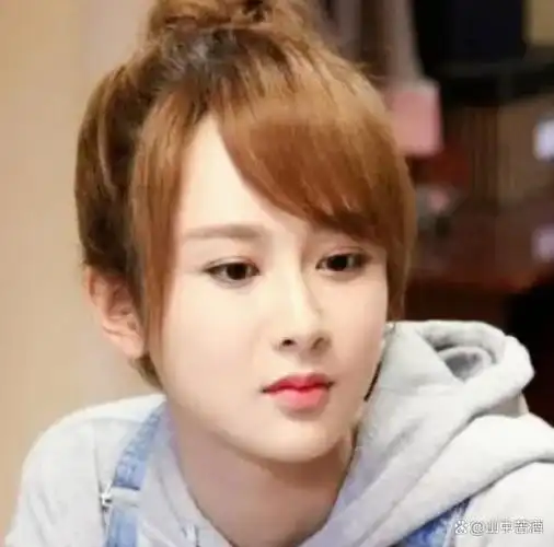 欢乐颂五美阶层差好大安迪送上千元花她却送了超市的烂水果