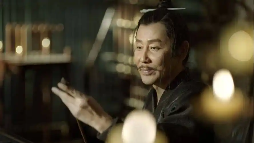 原创庆余年庆帝有多强偷袭七十岁老同志硬扛霰弹枪撑爆大宗师