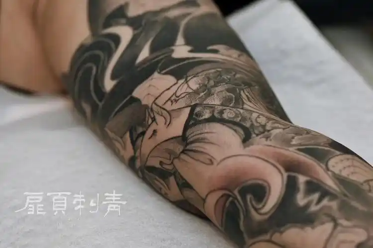 玉藻前妖狐纹身