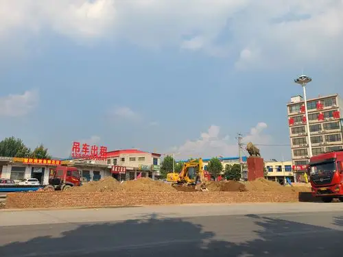 白彦镇开启前街改造提升工作助力人居环境整治