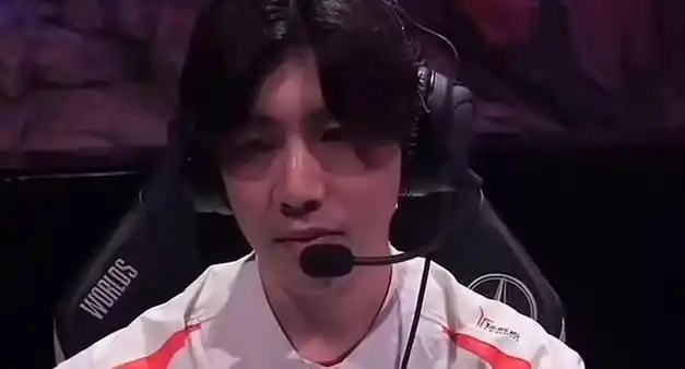 theshy痛苦一幕被公开被zeus碾压后彻底破防这次真的难受了